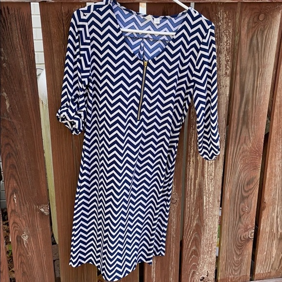 Chevron dress with front zipper - Picture 2 of 8